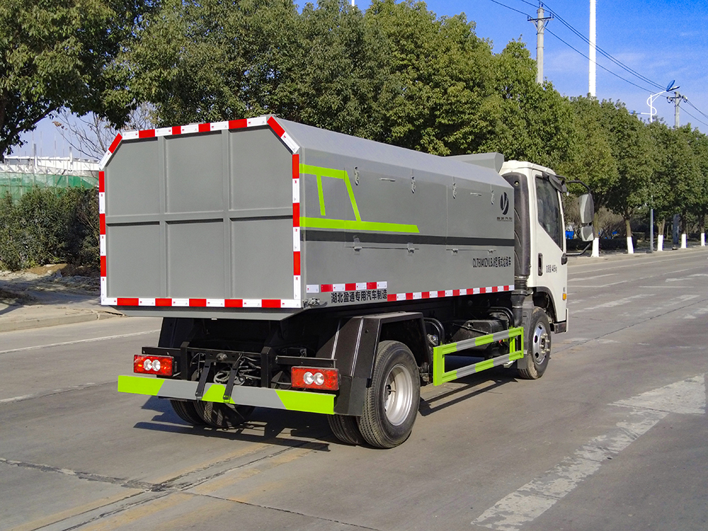 CLT5040ZXBJ6型厢式垃圾车