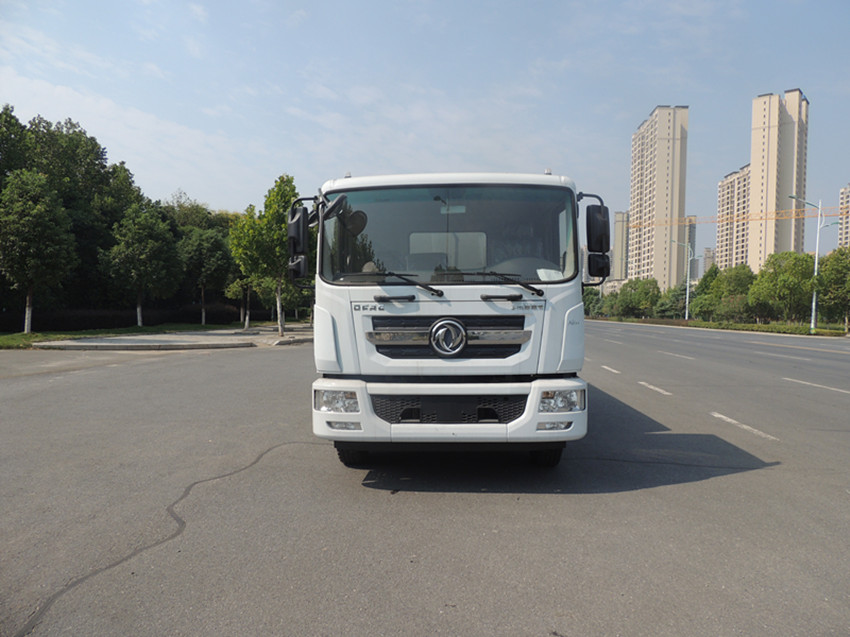东风 D9 16 方洒水车