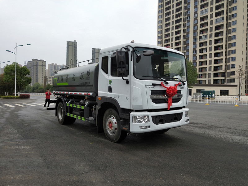 东风 D9 15 方洒水车