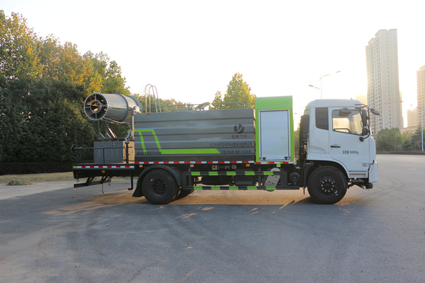 东风天锦80米雾炮车