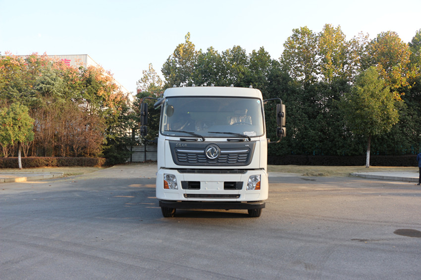 东风天锦80米雾炮车